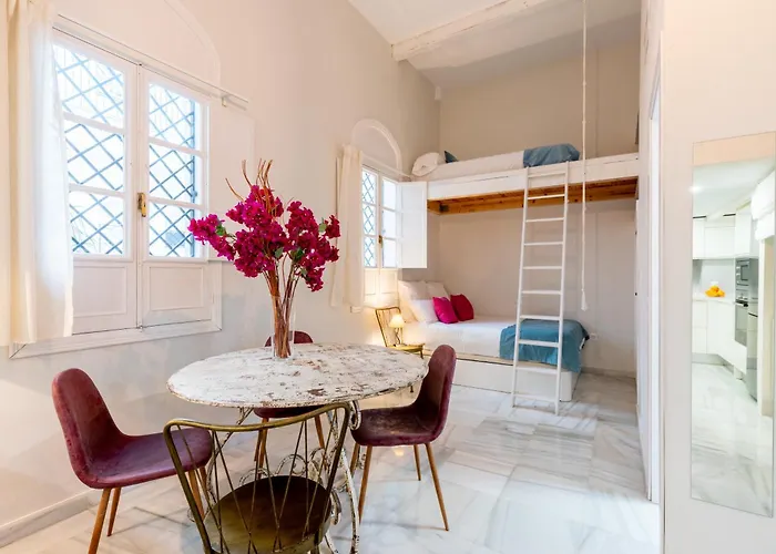 Luxury Loft By The Museum
